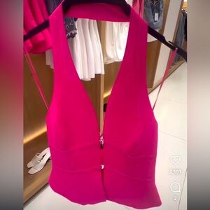 NEW ZARA HALTER TOP WITH BUCKLES IN PINK. Size S